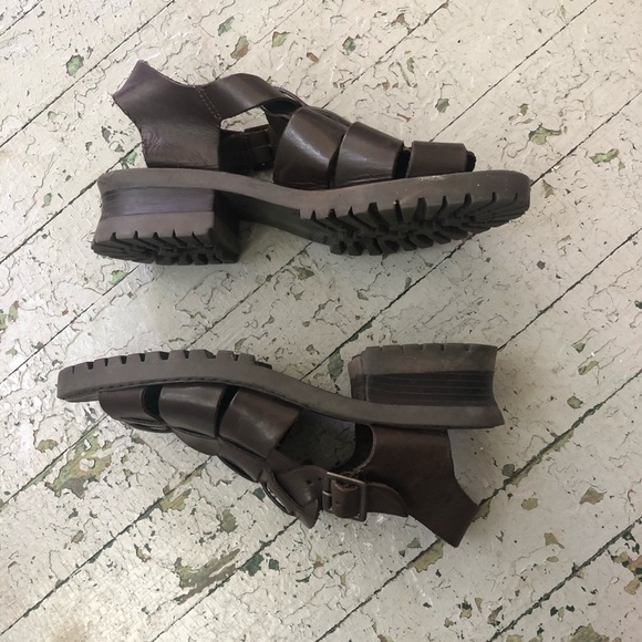 90’s Platform Leather Sandals - Picture 3 of 7